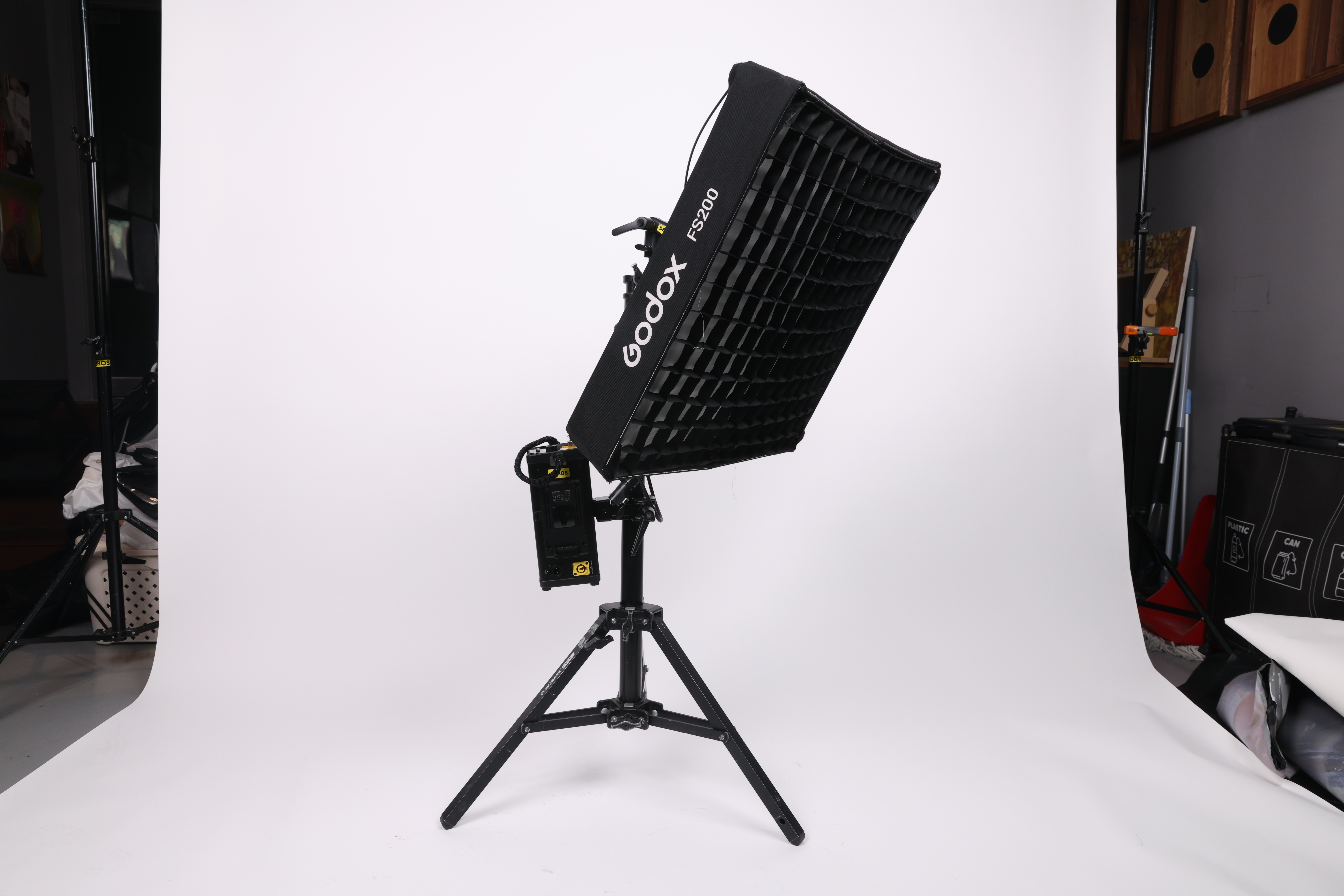 GODOX F200BI 실물 사진